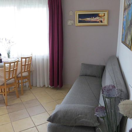 Apartments Barba Trogir Exterior photo