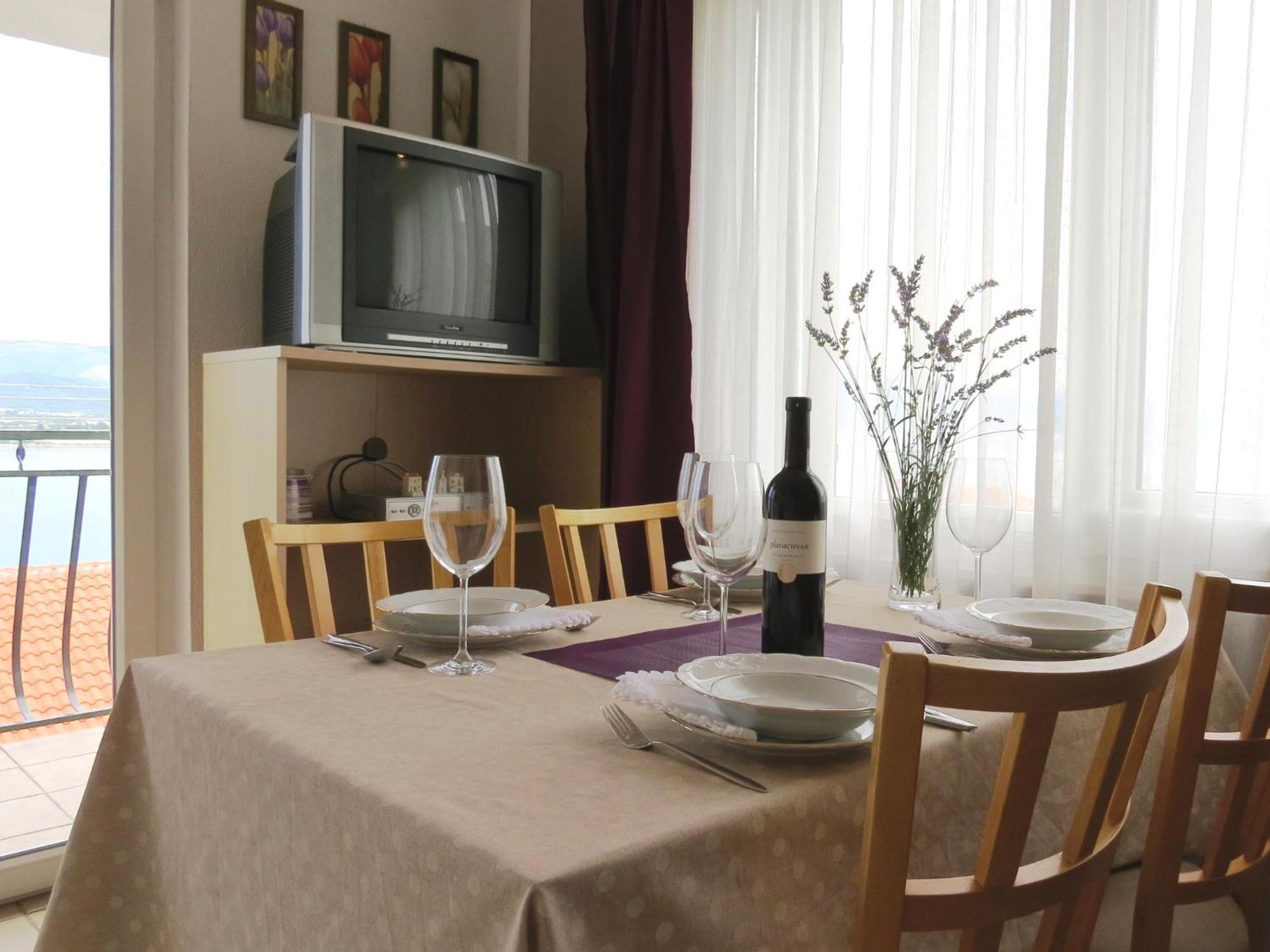 Apartments Barba Trogir Room photo