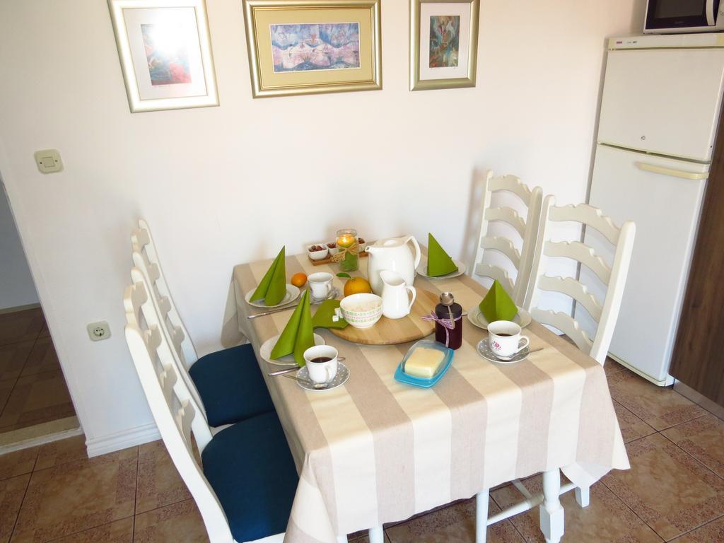 Apartments Barba Trogir Exterior photo